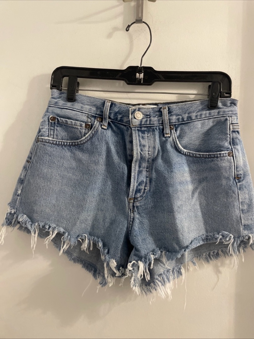 AGOLDE size 26 Parker 100%cotton Denim High Rise distressed cutoffs Jean Shorts